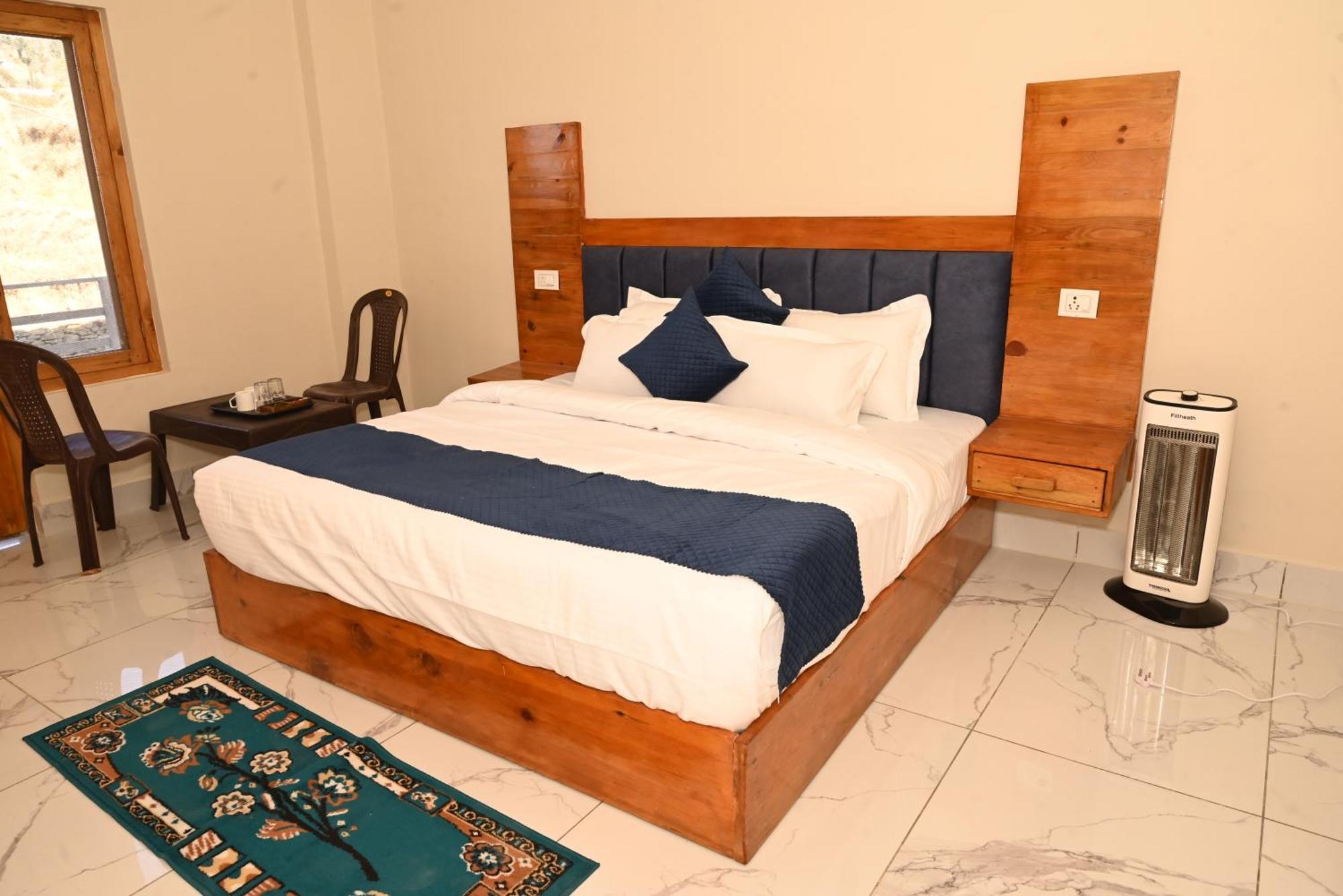 Himalayan Hill Top Resort Kanatal Ngoại thất bức ảnh